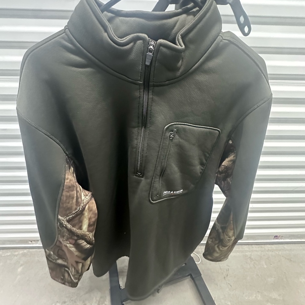 Field & Stream Olive Green Pullover with Camouflage Sleeves